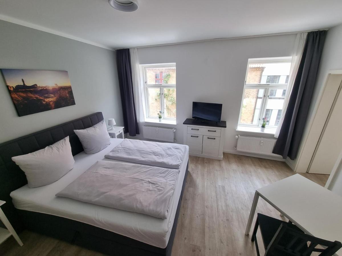 Nikolai Apartment